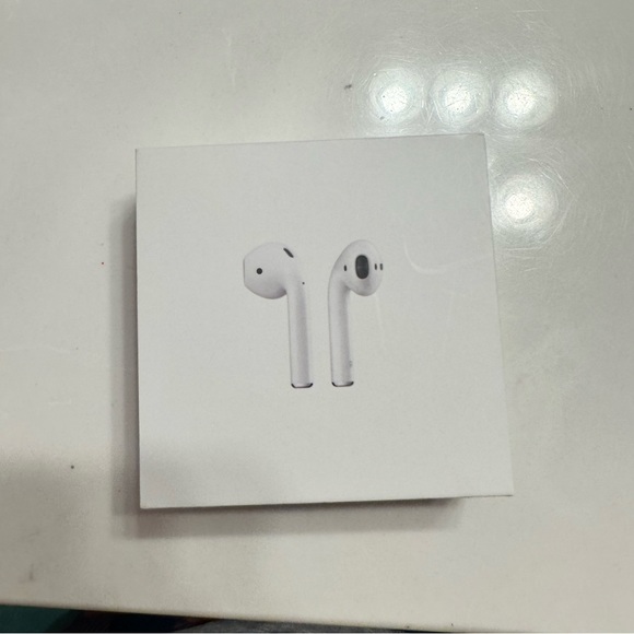 Apple Other - APPLE AIRPODS! gen 1